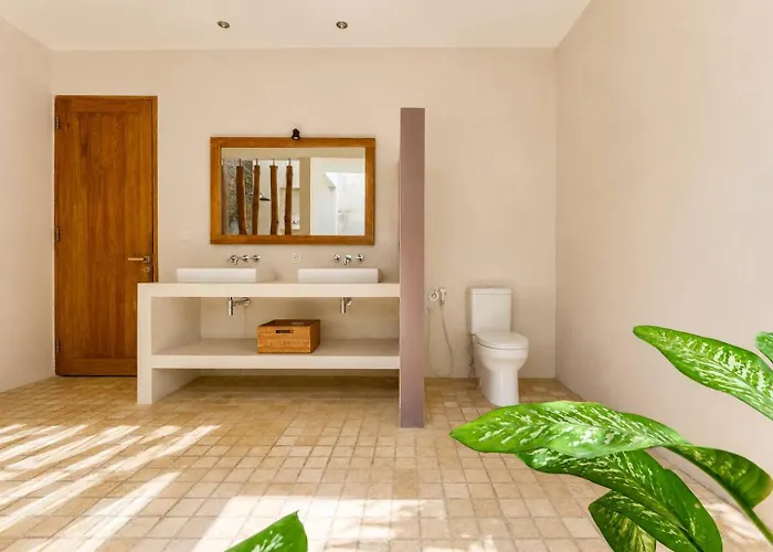 Villa Secret 4br Big Canggu
