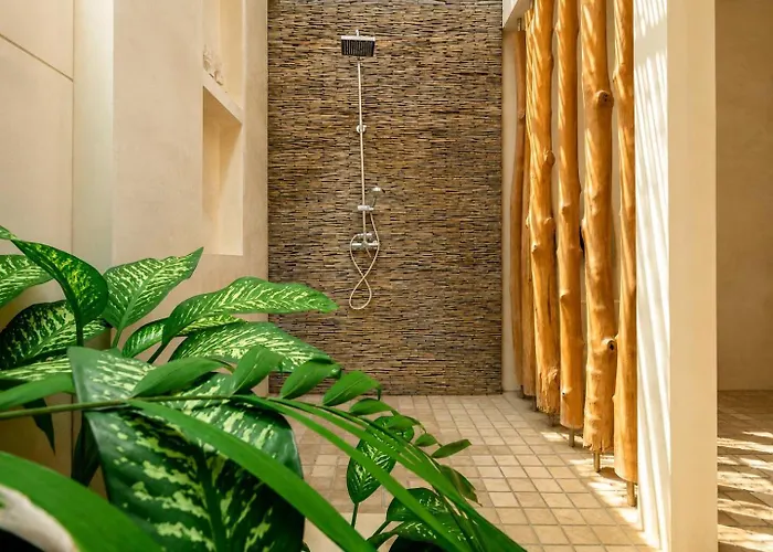 Secret 4br Big Villa
